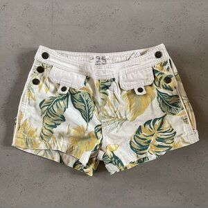 Size 25 We The Free/Free People tropical denim shorts
